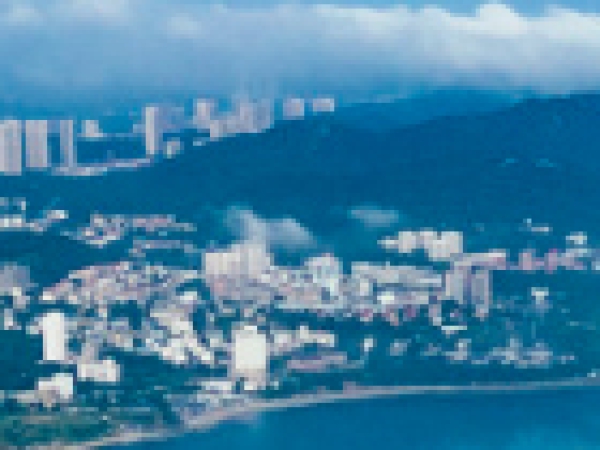 制冷劑制冷系統的工業(yè)冷水機如何放氣